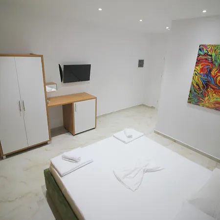 Moonshine Apartament *