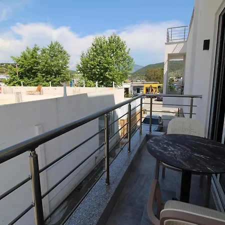 Moonshine Apartment Ksamil