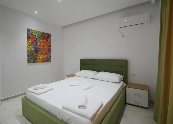 Moonshine * 卡萨米尔