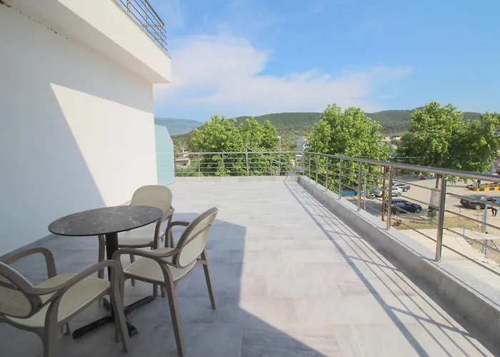 Moonshine Apartment Ksamil