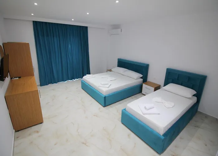 Moonshine * 卡萨米尔